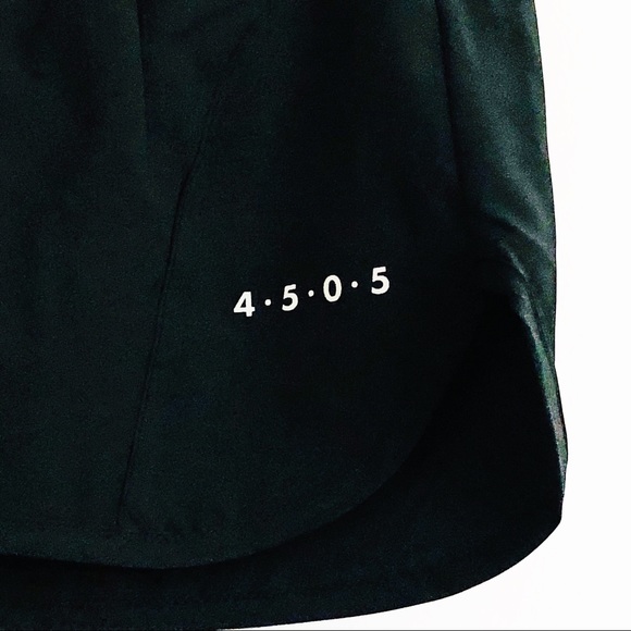 ASOS Black & White Active Shorts Size 4 - Picture 5 of 7